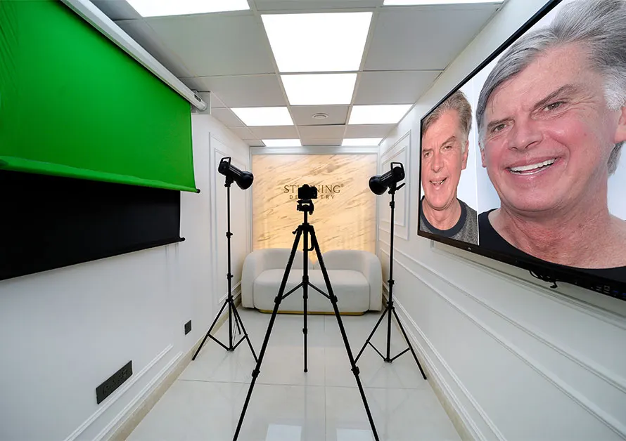 Digital Smile Design photography studio for in-house case planning